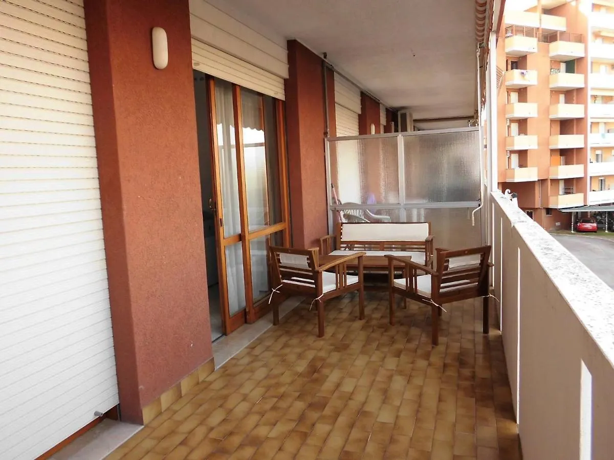 Bello Appartamento per 5 Persone - Ac - Terrazzo - Piscina Porto Santa Margherita di Caorle Italia